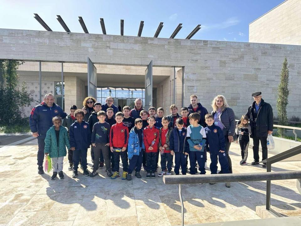 Ξενάγηση στο νέο Πολυκεντρικό Μουσείο Αιγών για την Ακαδημία Ποδοσφαίρου Βέροιας