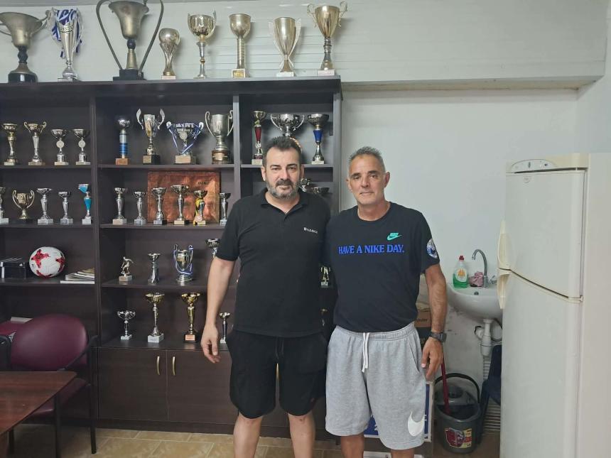 Στον πάγκο της Αναγέννησης Κολινδρού ο Μπάμπης Πετρίδης