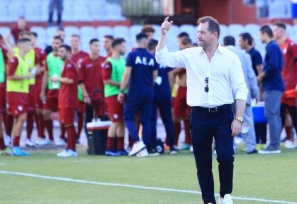 Νταβέλης: "Αν παραιτηθεί ο Δερμιτζάκης, παραιτούμαι από πρόεδρος της ΑΕΛ!"