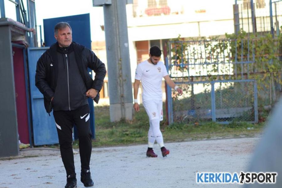 Επιστρέφει στους πάγκους ο Δημήτρης Καλαϊτζίδης!