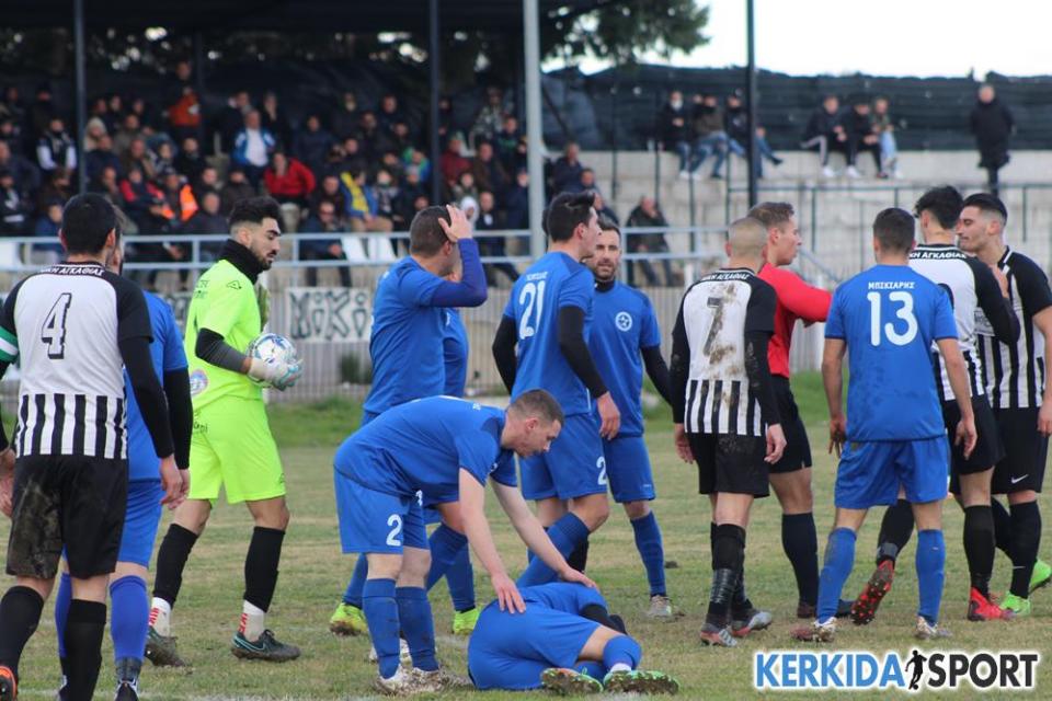 Στιγμιότυπα και φωτορεπορτάζ από το ντέρμπι κορυφής της Α' ΕΠΣΗ