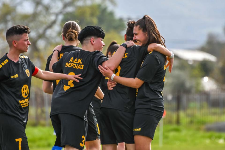 "Καταιγιστική" η ΑΕΚ Βέροιας απέναντι στον Ατρόμητο Πτολεμαΐδας!