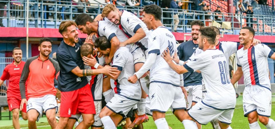 Θ. Τρούπκος: "Η αγαπημένη μας ομάδα να δικαιώσει τον τίτλο της"