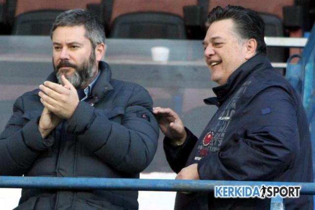 "Καίνε" την «Βασίλισσα» τα θέματα προπονητή και τεχνικού διευθυντή