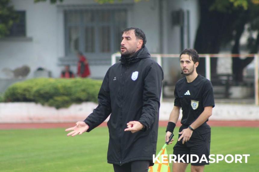 Τελειώνει από τον πάγκο του ΦΑΣ Νάουσα ο Κώστας Συριτούδης – Ποιος θα είναι ο διάδοχος