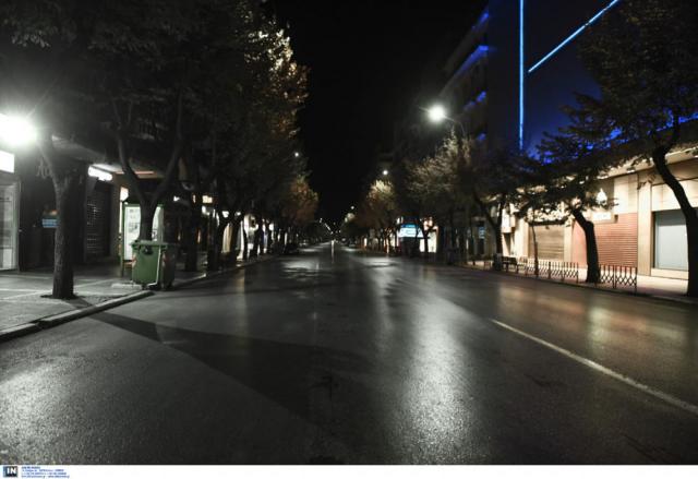 Προς ολικό lockdown η Θεσσαλονίκη - Κλειστά όλα τα σχολεία, απαγόρευση από τις 9μμ
