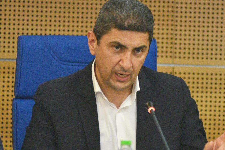 Αιφνιδιασμός Αυγενάκη: Τέλος η διάθεση εισιτηρίων στις θύρες των οργανωμένων!