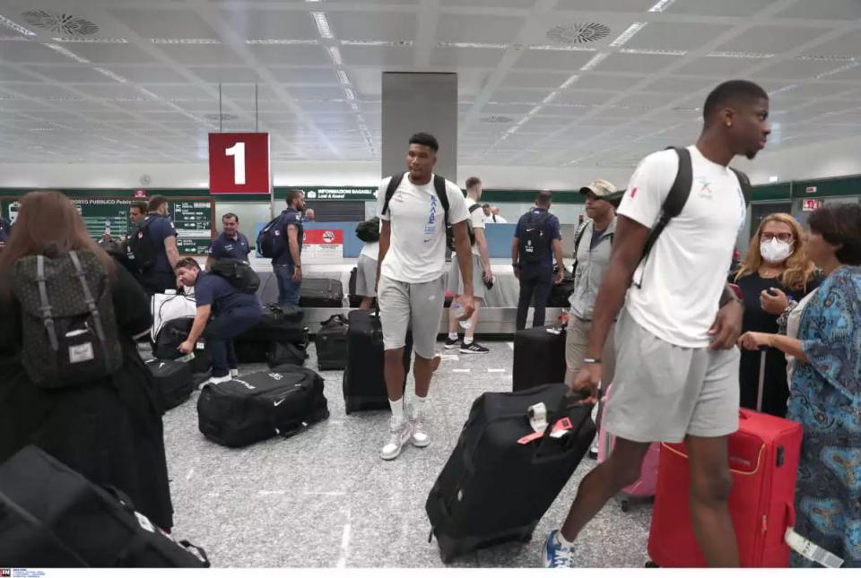 Eurobasket 2022: Έφτασε στο Μιλάνο η αποστολή της Εθνικής