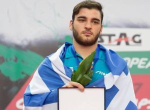 «Χρυσός» ο Σγουρόπουλος στο απλό νέων του βελγικού όπεν - Πήρε και το ασημένιο στο διπλό
