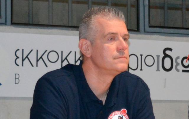 Γκίμας: "Οι παίκτες δεν παίζουν... αγωνίζονται" (video)