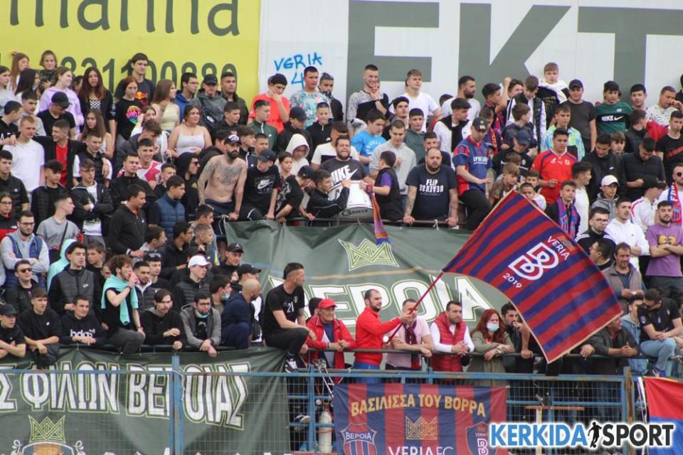 Το sold out και... η νευρική "Βασίλισσα"!