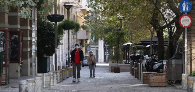 Άρση lockdown: Έτσι θα κάνουμε Χριστούγεννα - Τι θα ισχύσει με SMS και απαγόρευση κυκλοφορίας