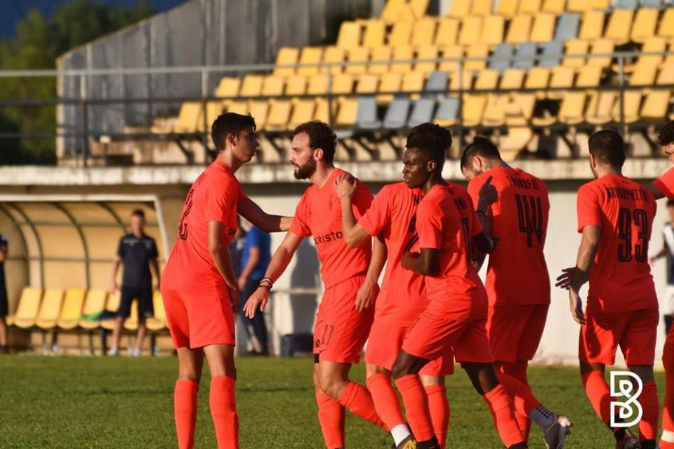 Φωτορεπορτάζ από το φιλικό της "Βασίλισσας" με τον Απόλλωνα Παραλιμνίου