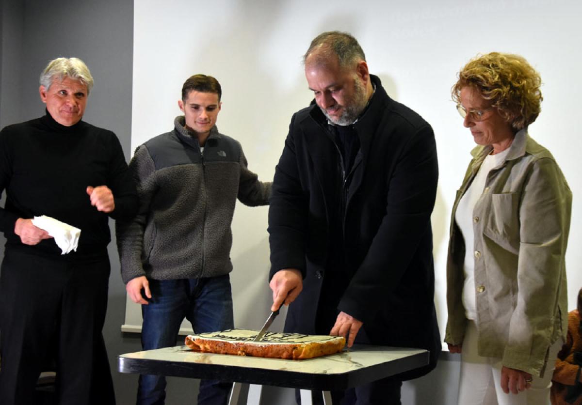 Ο Δήμαρχος Νάουσας στις κοπές βασιλοπιτών κοινωνικών και αθλητικών συλλόγων