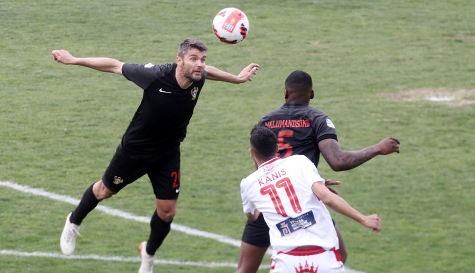 Καταγγελία του Απόλλωνα Πόντου κατά του Πιερικού