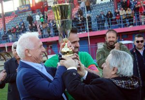 ΦΩΤΟΡΕΠΟΡΤΑΖ ΑΠΟ ΤΟΝ ΤΕΛΙΚΟ ΤΟΥ ΚΥΠΕΛΛΟΥ ΕΠΣΗ