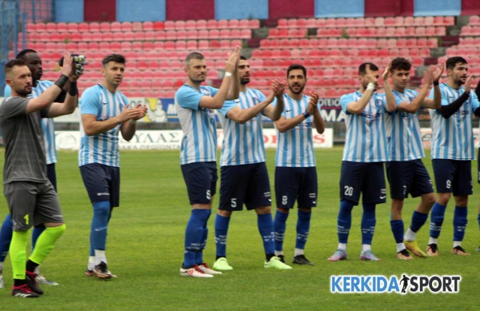 Έκλεισε δύο "πρώην", πάει και για ξένο μεσοεπιθετικό η Αγία Μαρίνα