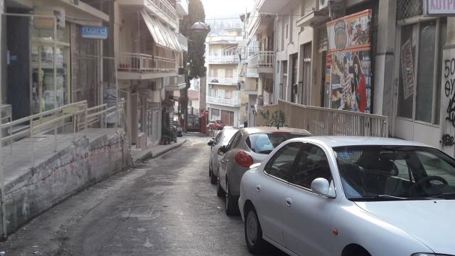 Μέχρι 11/4 προς το παρόν το «λουκέτο» στις επιχειρήσεις