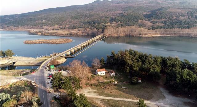 Αναξιοποίητη ομορφιά: Το άλσος στο φράγμα του Αλιάκμονα και τα παραποτάμια πλατάνια (φωτο)