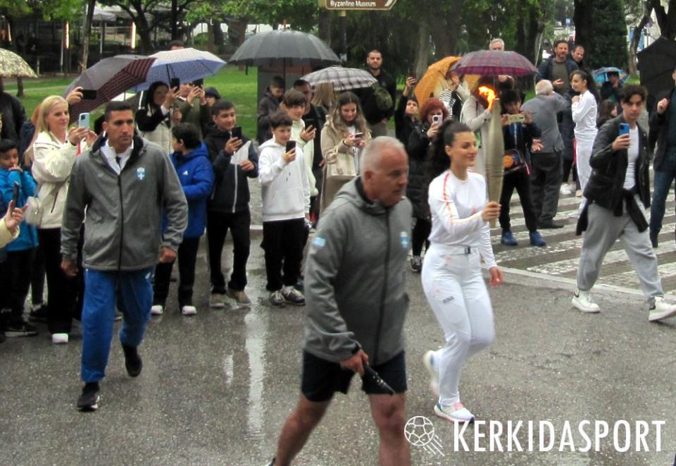 Βέροια και Βεργίνα υποδέχτηκαν την Ολυμπιακή Φλόγα στο δρόμο για το Παρίσι! (φωτο-βίντεο)