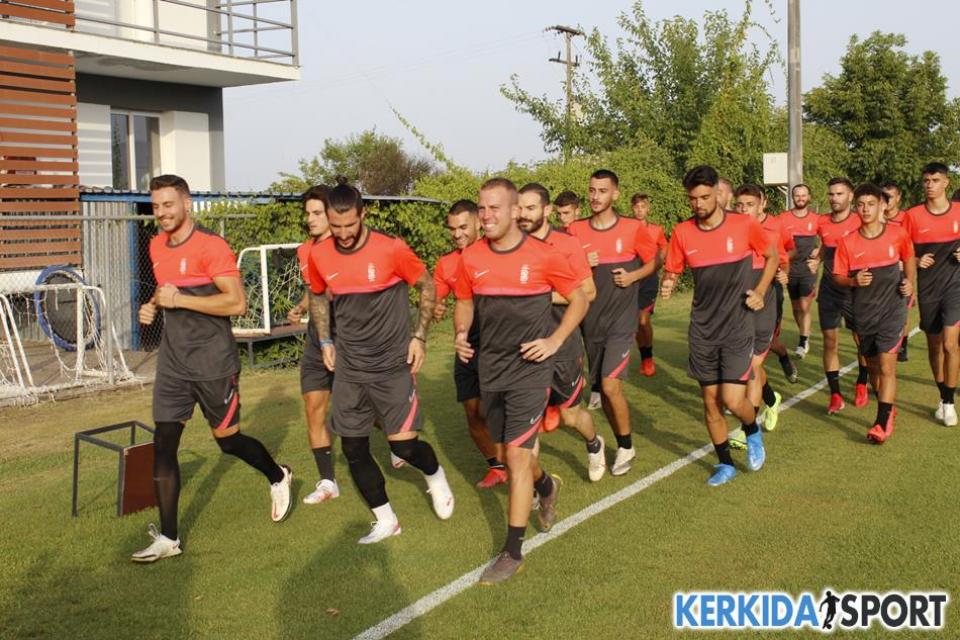 Φωτορεπορτάζ από την πρώτη προπόνηση της "Βασίλισσας"