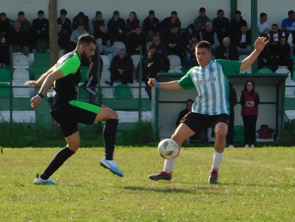 Φάση από το ματς Τρίκαλα - Αγ. Γεώργιος 0-2