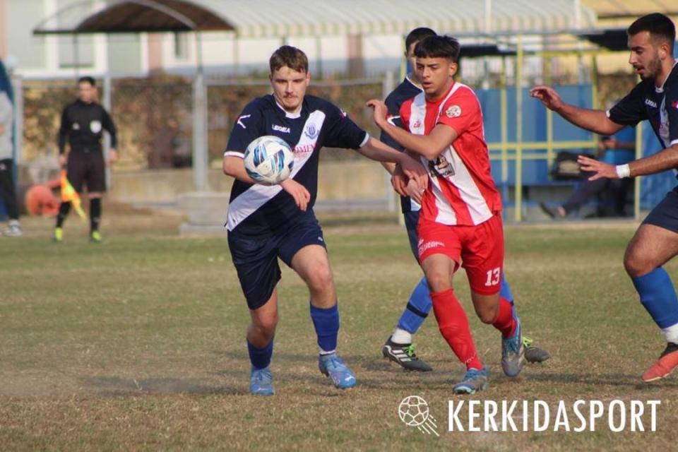 Β' ΕΠΣΗ: ΑΕΠ και Ακαδημία Βέροιας πλησίασαν τον πρωτοπόρο Ολυμπιακό Νάουσας