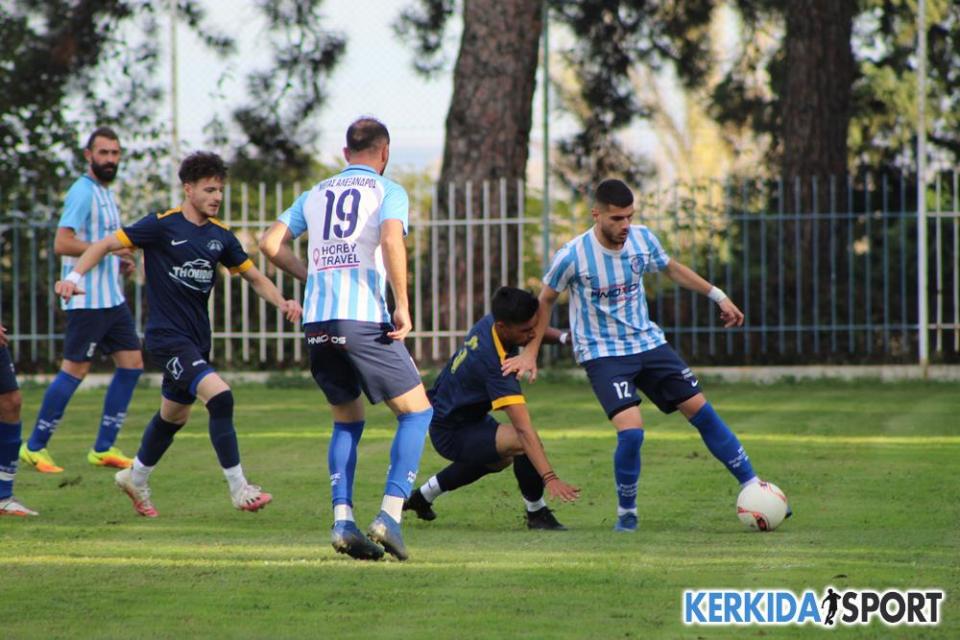 Α' ΕΠΣΗ: Τα βλέμματα στην Αγία Μαρίνα