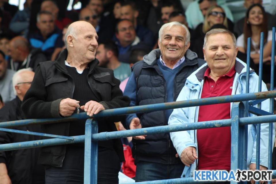 Πλήθος προπονητών και παλαιμάχων ποδοσφαιριστών στο ΒΕΡΟΙΑ - Λεβαδειακός