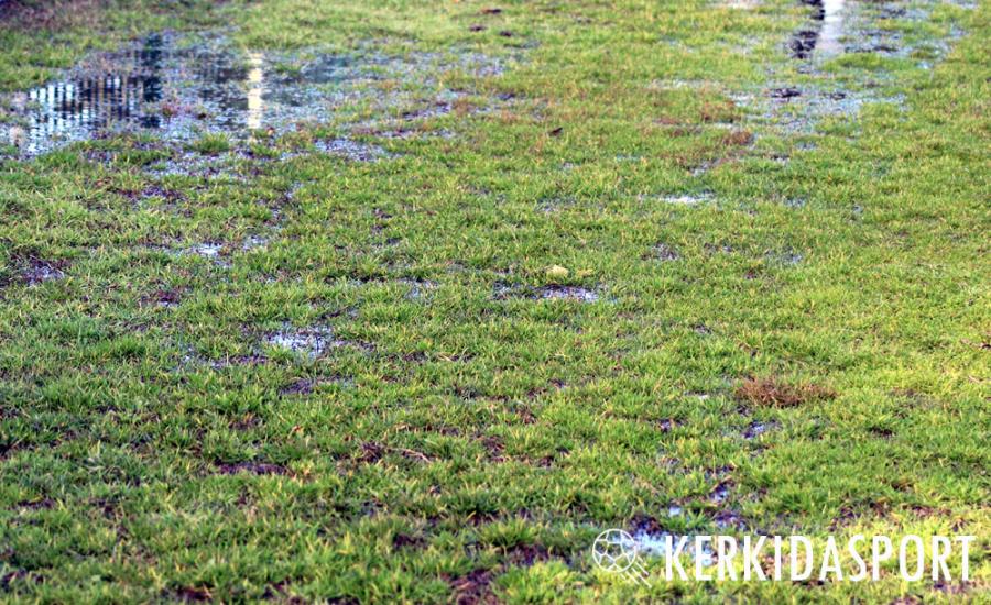 Βέροια - Εθνικός Ν. Κεραμιδίου: Προς διεξαγωγή το ματς παρά τη βροχή