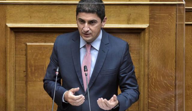 Άναψε «κόκκινο» η Κυβέρνηση