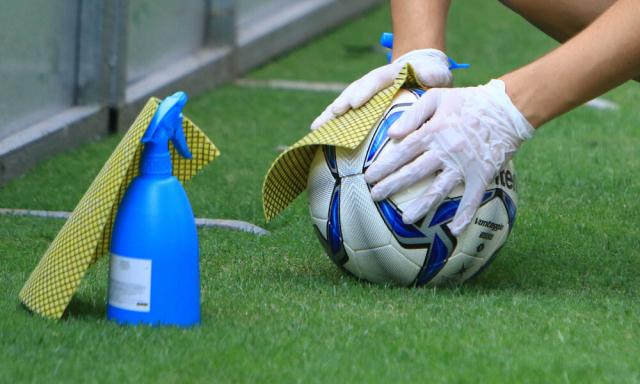 Συνεχίζουν κανονικά προπονήσεις Football League και Γ’ Εθνική