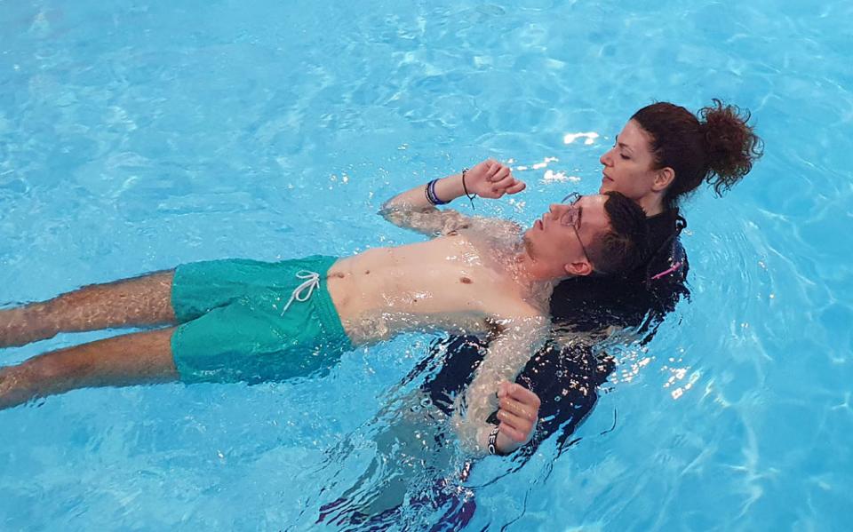 Η θεραπευτική μέθοδος Halliwick στο κολυμβητήριο ΠΗΓΑΣΟΣ Aqua Center