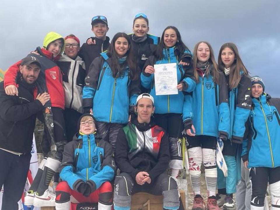 Οι αθλητές του ΕΟΣ Νάουσας στο Πανελλήνιο Πρωτάθλημα Αλπικού Σκι Παίδων - Κορασίδων