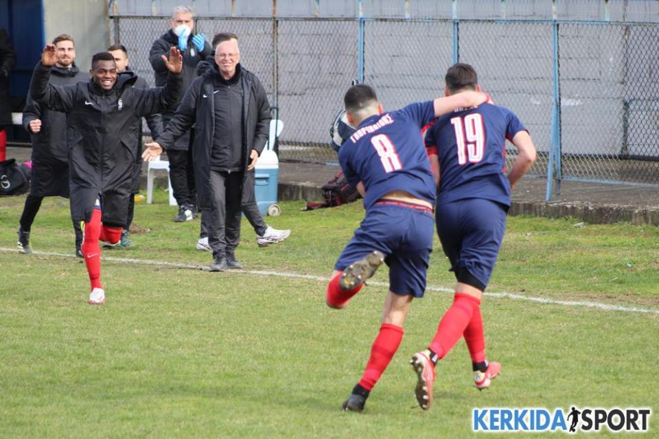 Φωτορεπορτάζ από τη νίκη της ΒΕΡΟΙΑΣ επί του Απόλλωνα στη Λάρισα