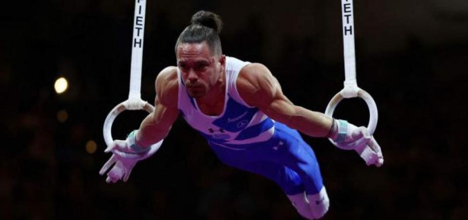 Μυθικός Λευτέρης Πετρούνιας - Απίστευτο ρεκόρ με έξι χρυσά μετάλλια!