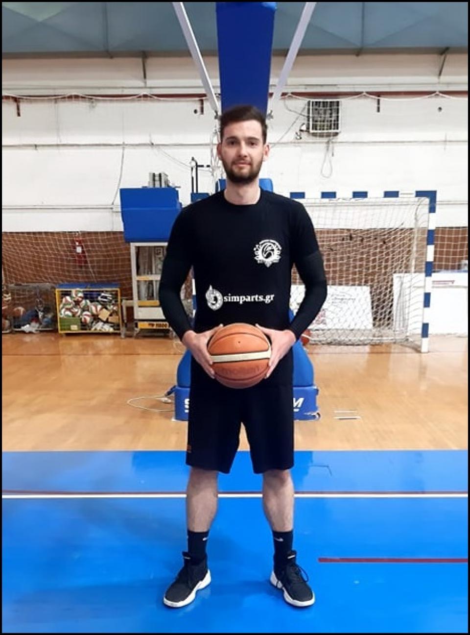 Στους Αετούς Βέροιας ο Νίκος Τσιόγκας