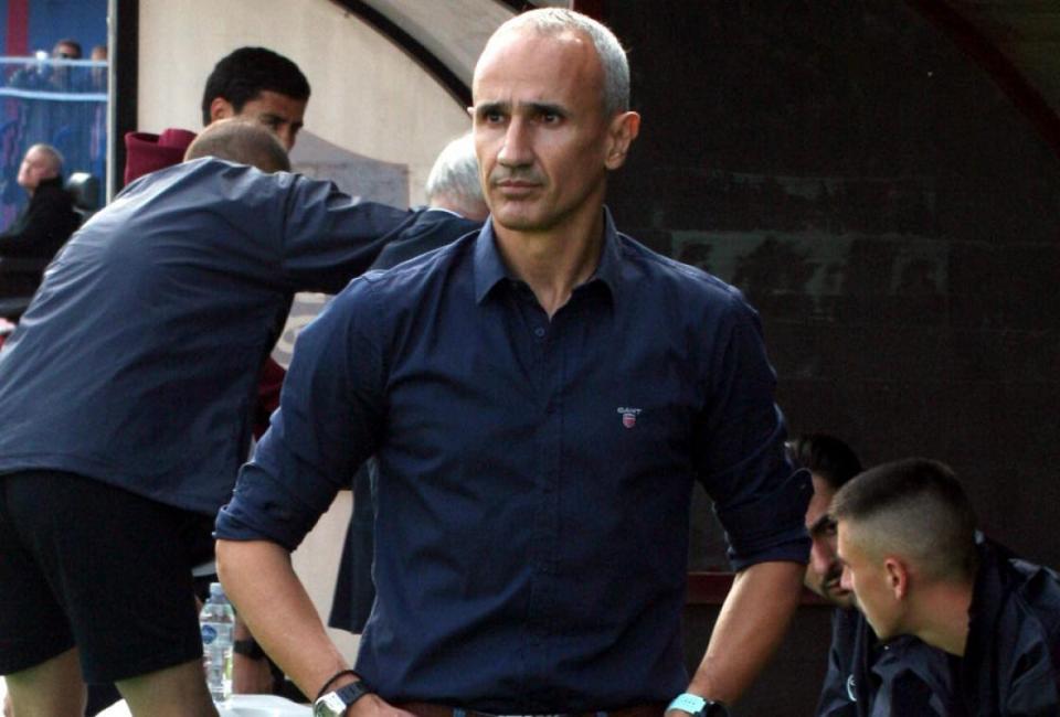 Ποια ομάδα της Α' ΕΠΣΗ θέλει για τον πάγκο της το Νίκο Παπανώτα