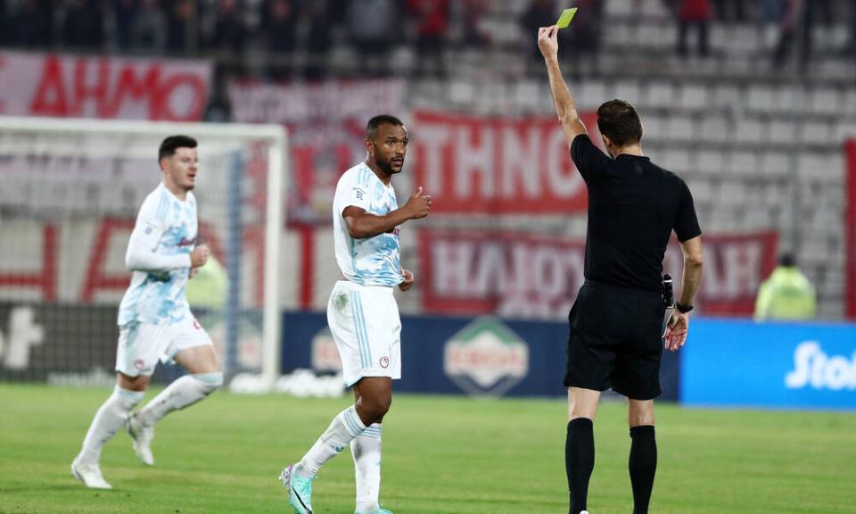 Super League: Επιμένουν στην αποχή οι διαιτητές - Στον «αέρα» το πρωτάθλημα!