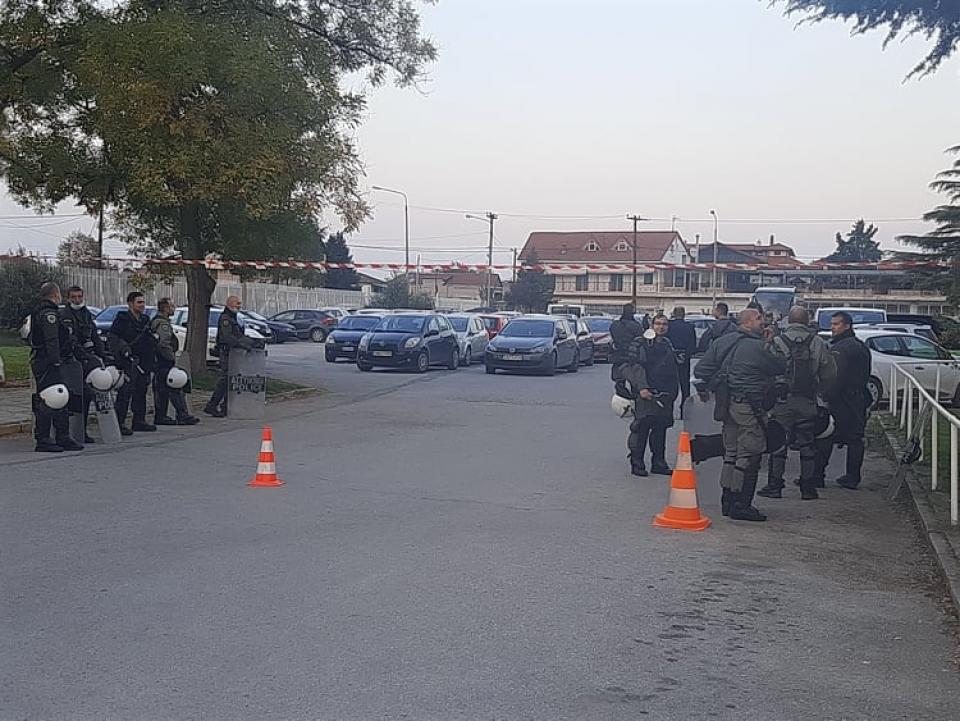 Καθυστέρησε λόγω επεισοδίων η έναρξη του αγώνα Φιλίππου - Παναθηναϊκού! (φωτο)