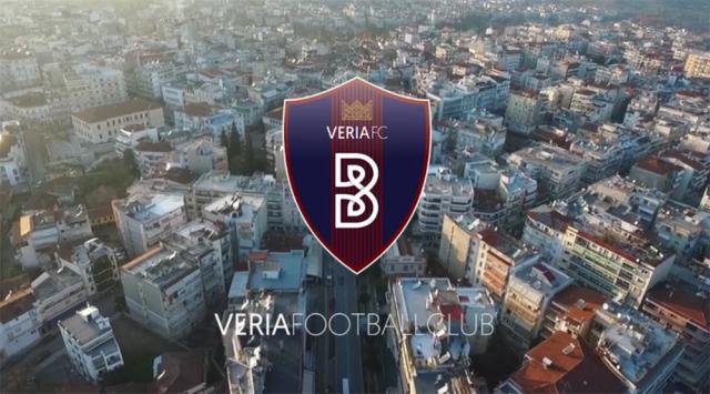Η Βασίλισσα είναι εδώ! (video)